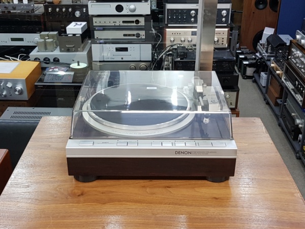 Denon (데논) Denon (데논) DP-47F 턴테이블
