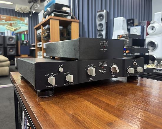 Mark Levinson(마크레빈슨) N0.26 프리앰프 (포노앰프 내장)