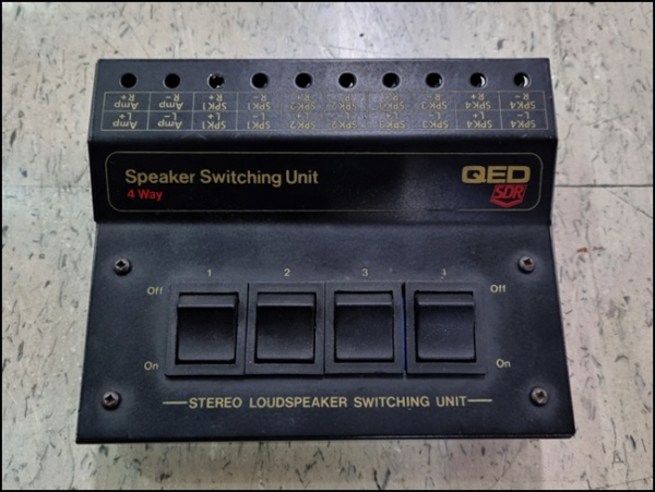 QED [스피커셀렉터]SDR (앰프 1대 : 스피커 4조,스피커셀렉터)