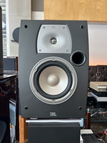 JBL N26