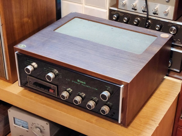 Mcintosh(매킨토시) 맥킨토시 보기드믄 C27 프리엠프 입니다 -A급 220V 전용랙포함-