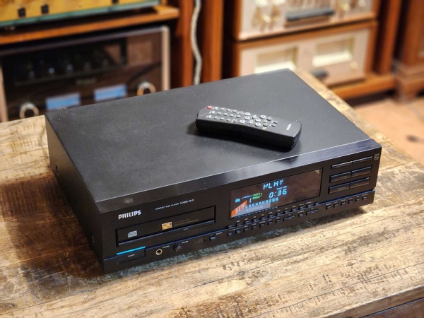 PHILIPS PHILIPS 필립스 보급형 명기 CD-850MK2 CDP 입니다. -A급 리모컨포함-