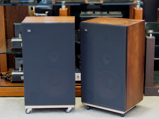  JBL(제이비엘) L110