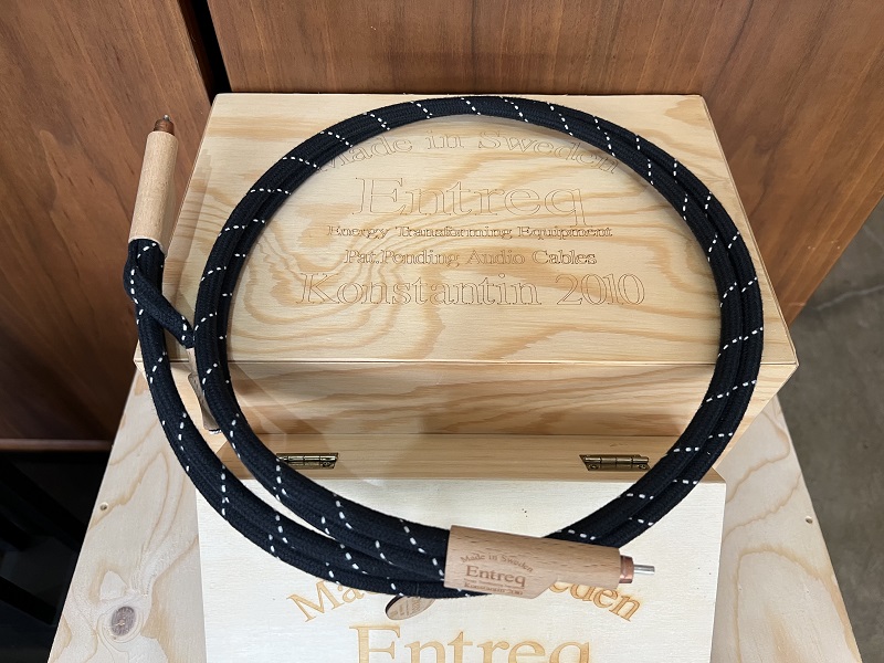 ENTREQ Konstantin 2010 (Coax)