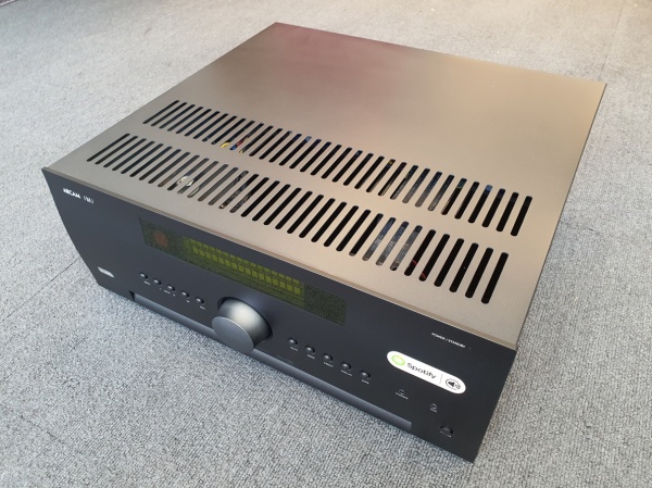 Arcam(아캄) Arcam AVR850 AV Receiver