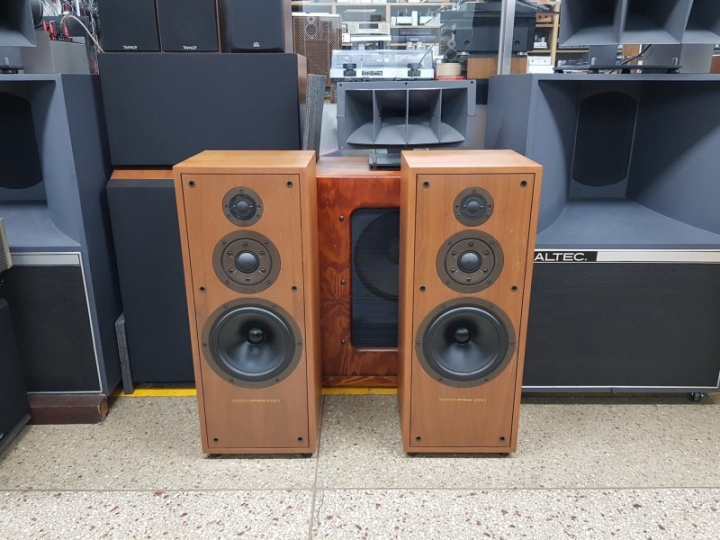 Celestion (셀레스천)   Ditton 66 Series 2 스피커