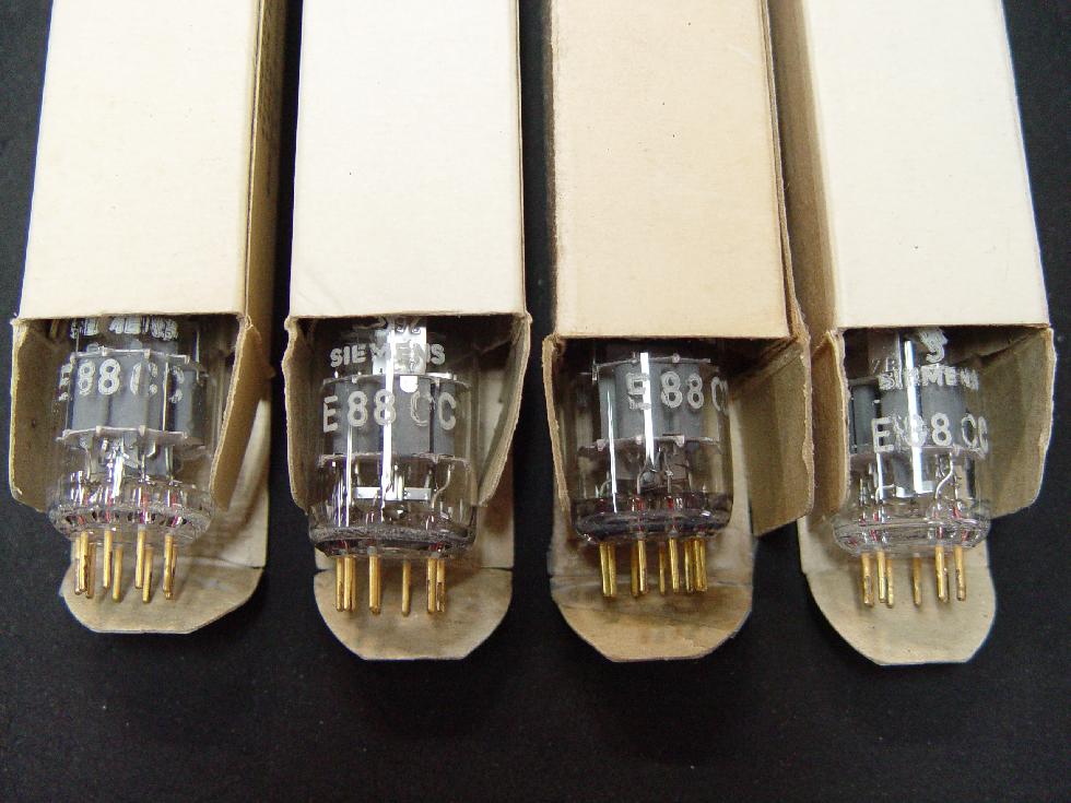 Siemens (지멘스) E88CC Gold Pin NOS (ECC88/6DJ8) 4개