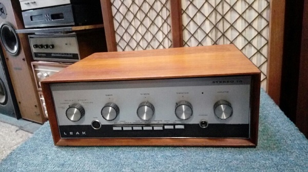 LEAK (리크) stereo 70