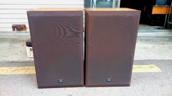JBL L96