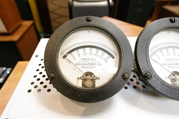 Western  Electric  (웨스턴 일렉트릭 ) 앰프 메타기