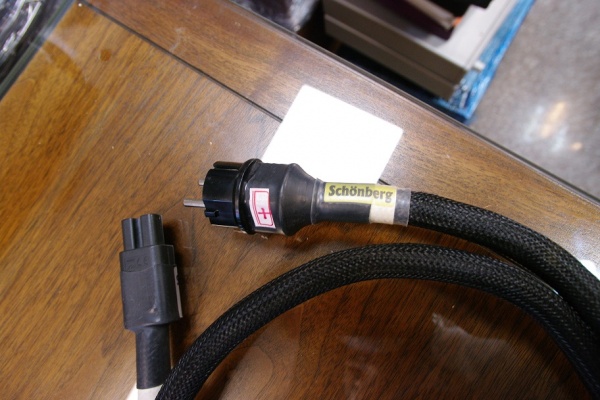 schonberg ( 쉔베르그 ) power  cord