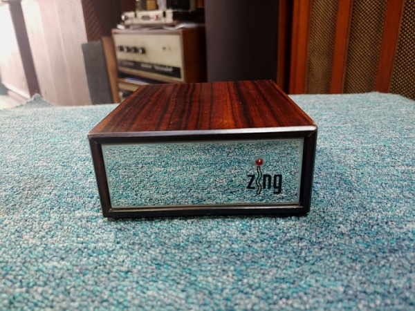zing (징) model 001
