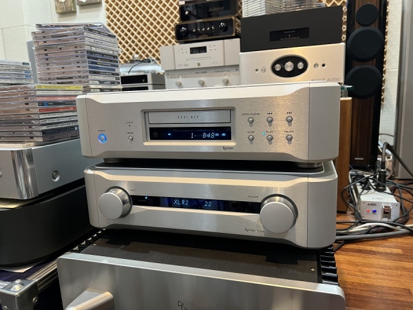 ESOTERIC K-05