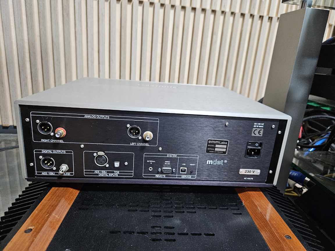 EMM LAB XDS-1  SE