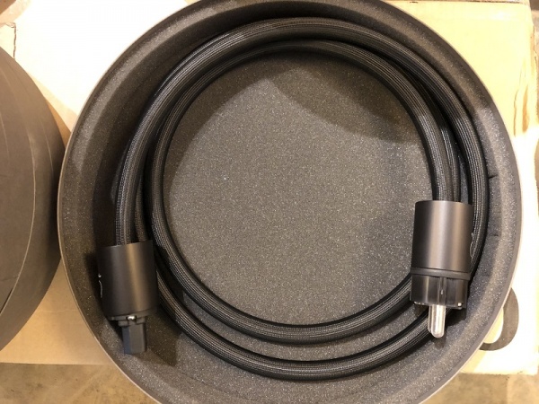 Organic Audio MK II 전원케이블 (2.0m)