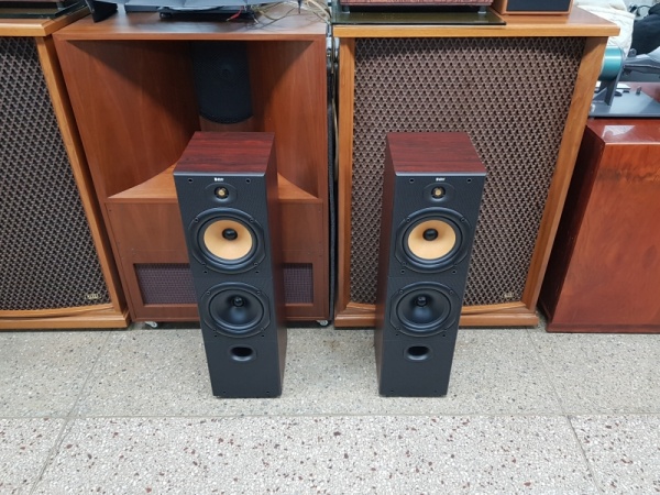 B&W B&W DM603 스피커