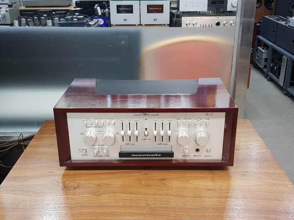 Marantz (마란츠) Marantz (마란츠) SC-9 프리앰프