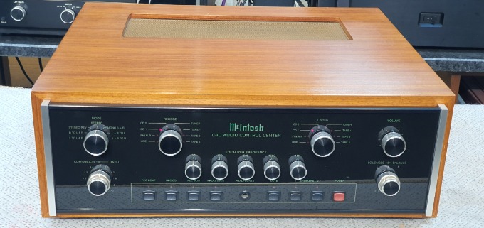 McIntosh(매킨토시) C40