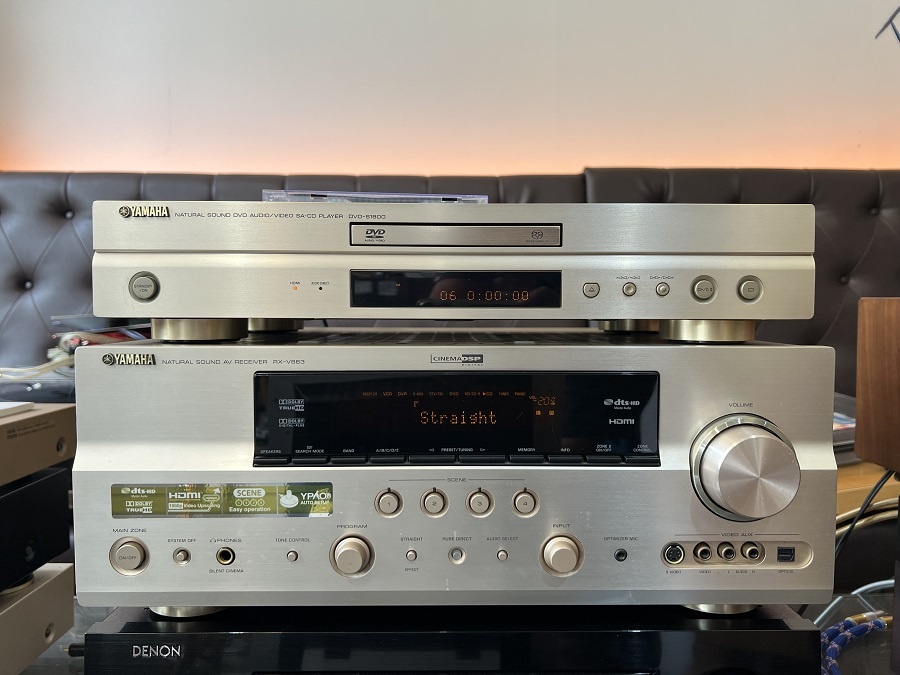 YAMAHA DVD-S1800
