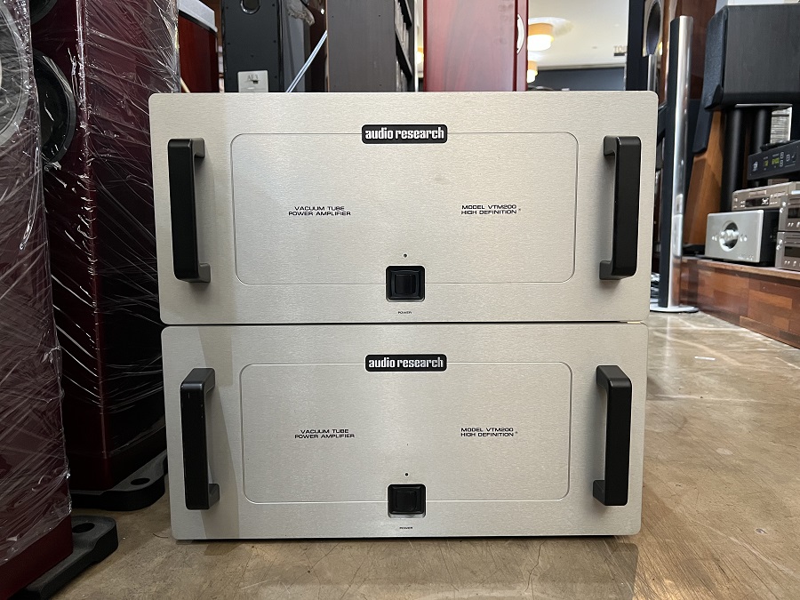Audio Research VTM 200