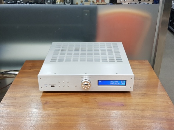 Krell (크렐) Krell (크렐) S-300i 인티앰프